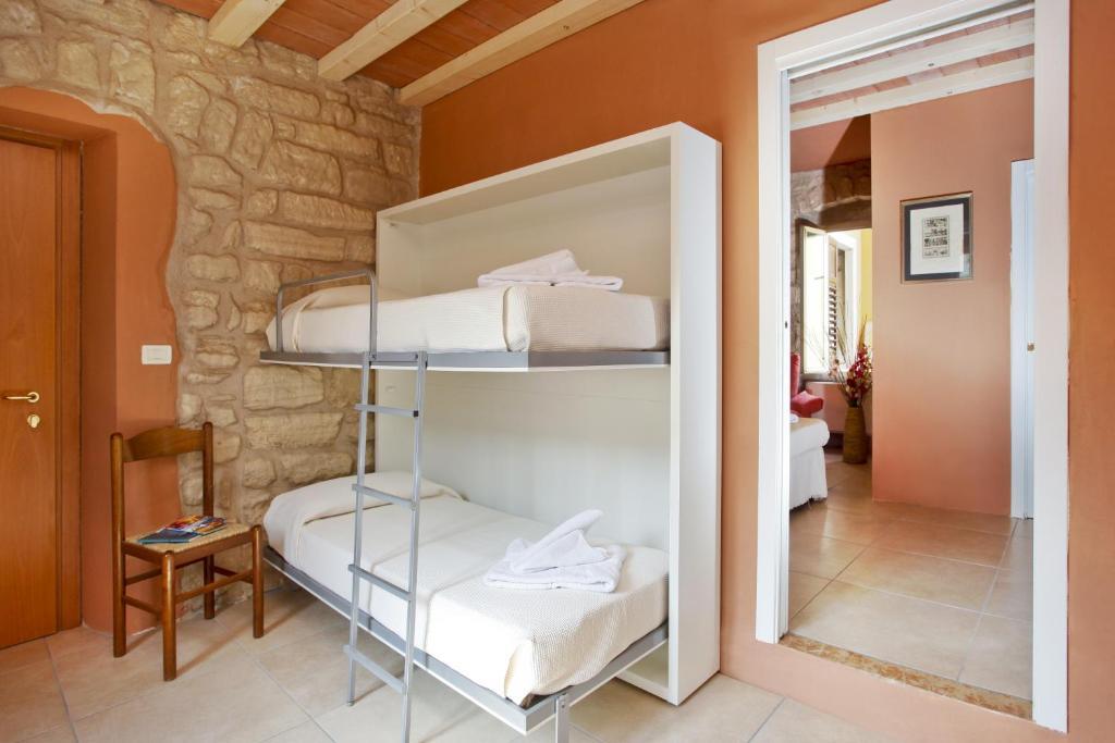 Albergo Garni Orchidea Riva del Garda Habitación foto